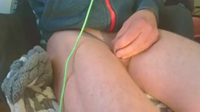 T0Yforeskin: онлайн-секс-чат