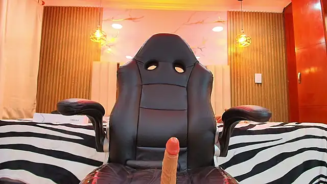 دردشة BeatrizSchmidt الجنسية المباشرة