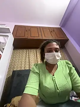 Yourhornynightmare ওয়েবক্যাম শো