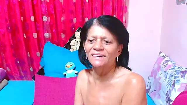 Chat XXX en directo de SLUTTYROXY