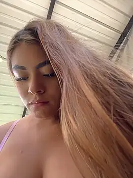 MayaMoanXXX live XXX chat