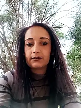 Alina03210 现场XXX聊天