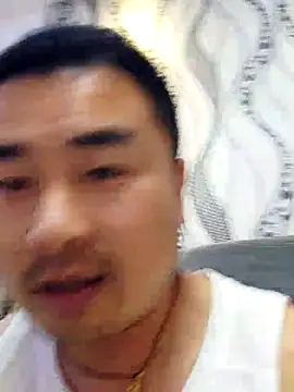 guozuo 在線直播表演