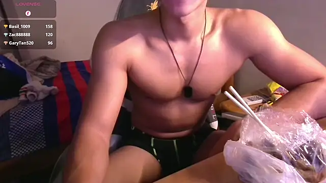 iron0401 – webcam-show