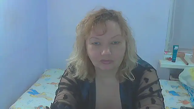 Lusi-777's Live XXX Chat