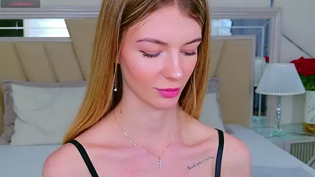 แชท XXX สดของ MeganMour