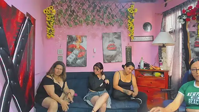 lesbiancuple – webcam-show