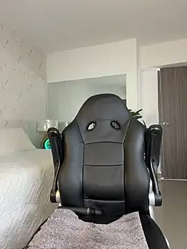 Show modela miss_tatiana_ na web-kameri