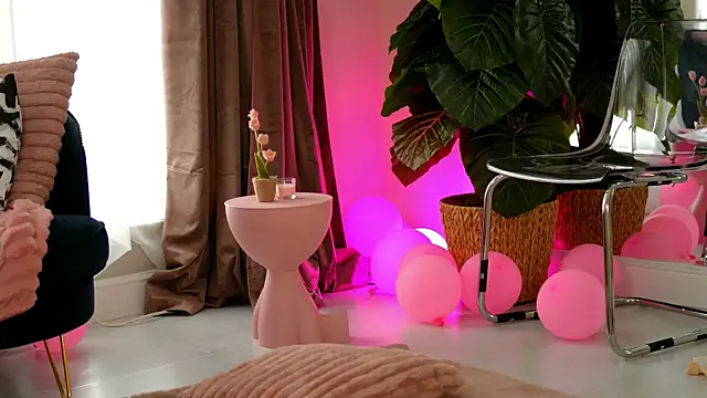 EvaAmanti Chat XXX live