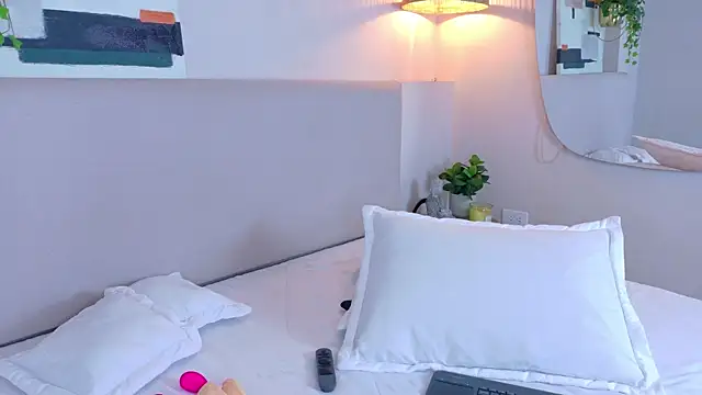 Chatroom XXX en direct de VioletBloomm