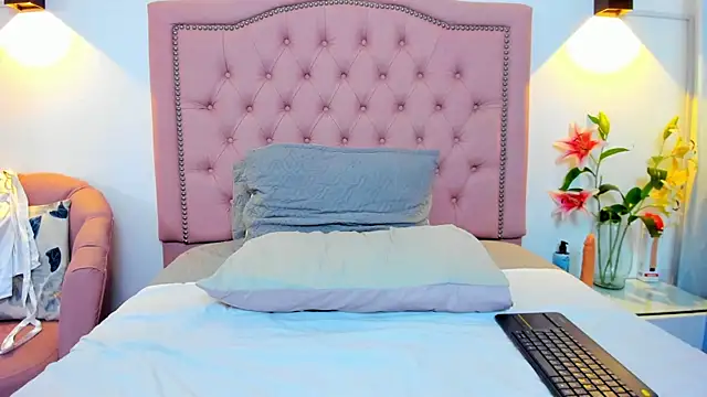 PaulynaveraのライブXXXチャット