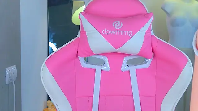 popjennyのライブXXXチャット