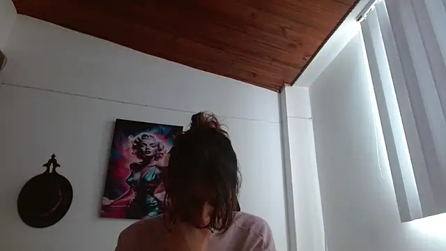 แชท XXX สดของ Crystal_Star_