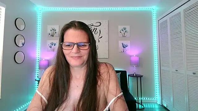 SamieSuttonのライブXXXチャット