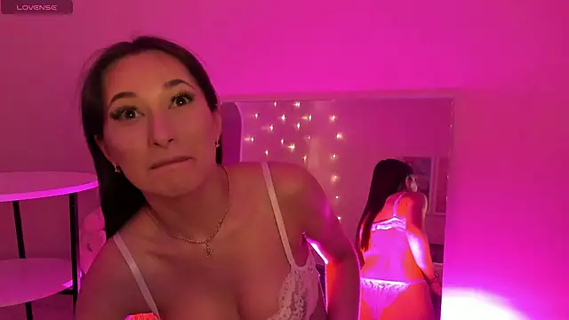 Lillie_Miller Live XXX-Chat