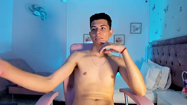 FireGuy_99's Live XXX Chat