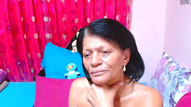 Chat XXX en directo de SLUTTYROXY