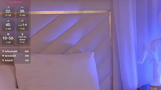 แชท XXX สดของ MeganStrane