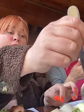 SweetCuteGirls1023 live XXX chat