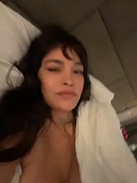 Zeravina 라이브 XXX 채팅