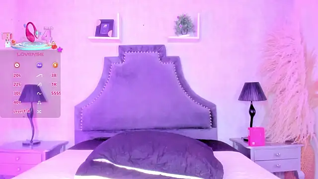 KarelyMitchel Adlı Modelin Canlı XXX Sohbeti