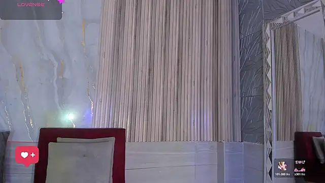 BriannaChelsea Adlı Modelin Canlı XXX Sohbeti