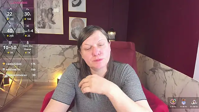 KellyPerfection élő XXX-chatje