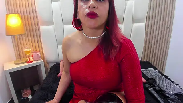 Anabella_Thompson Adlı Modelin Canlı XXX Sohbeti