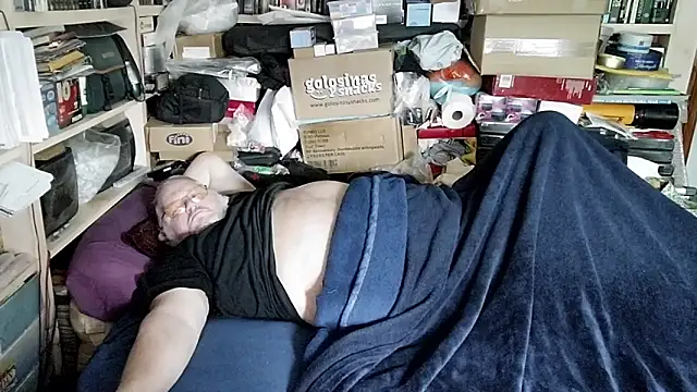 hadeszeuss2's Live XXX Chat