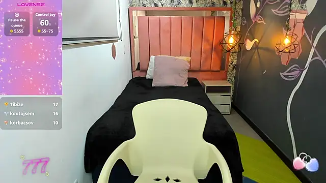 Chat +18 de Zoe__Taylor__ ao vivo