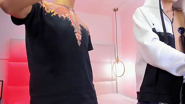 Chat +18 de your_d0ll1 ao vivo