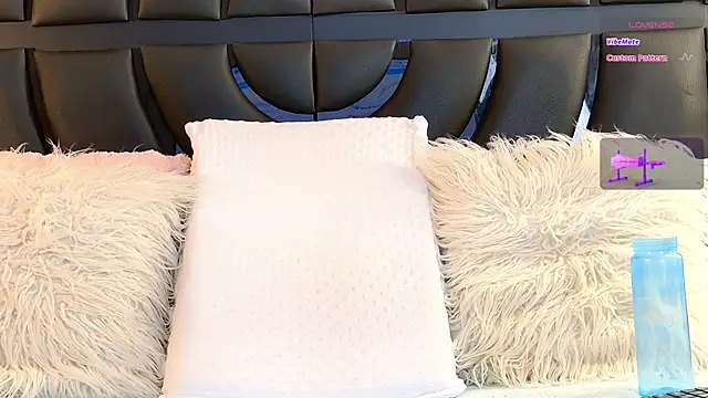 Chat +18 de Iris_Ross_ ao vivo