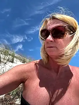 TiffaneyLove Chat XXX live