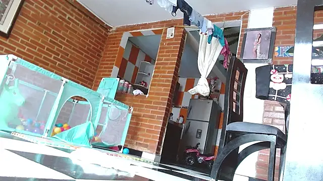 Chat XXX ao vivo de Lia_rouse04