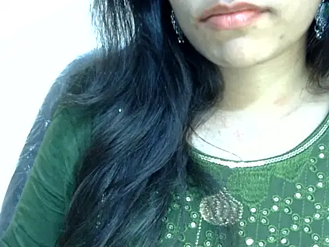 Neha_Sharma2 Adlı Modelin Canlı XXX Sohbeti