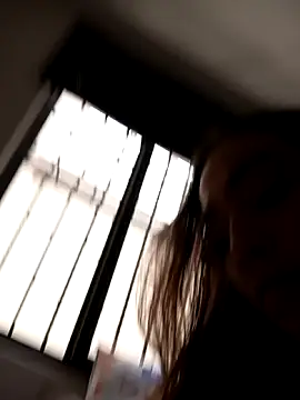 SabrinaVantress' Live XXX Chat