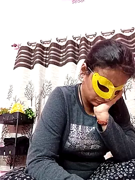 แชท XXX สดของ Gullapi