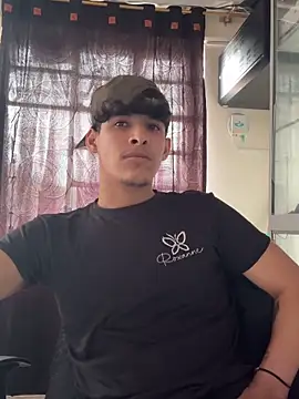 MaxStar26 Adlı Modelin Web Kamerası Şovu