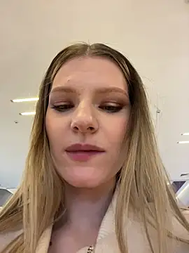 MaryHiggins Live XXX-Chat