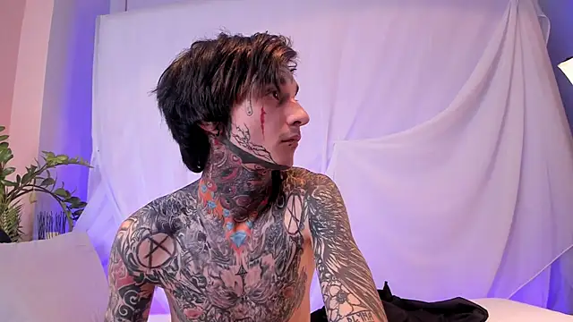 Pokazy przed kamerką – Walter_White0276