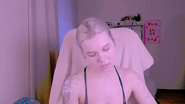 Hot_Blonda 라이브 XXX 채팅