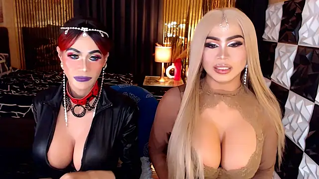 MonstrousCockDiva live XXX chat