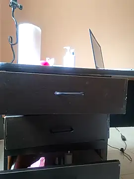 Ally-cutee 라이브 XXX 채팅