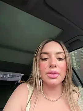 Alirawrz's Webcam Show