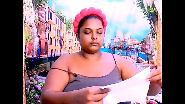 Indianfairy99's Live XXX Chat