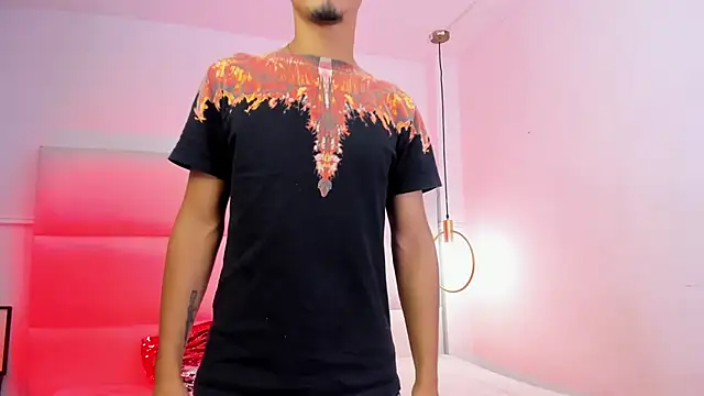 your_d0ll1 Pertunjukan Webcam