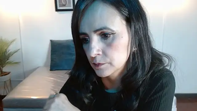 Juliana__lx – Live XXX-chat