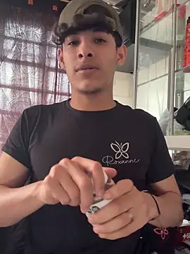 Chat +18 de MaxStar26 ao vivo