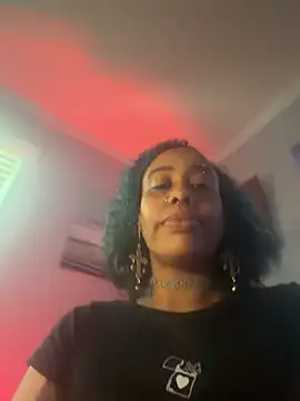 Chat XXX ao vivo de Lunalovesyou8