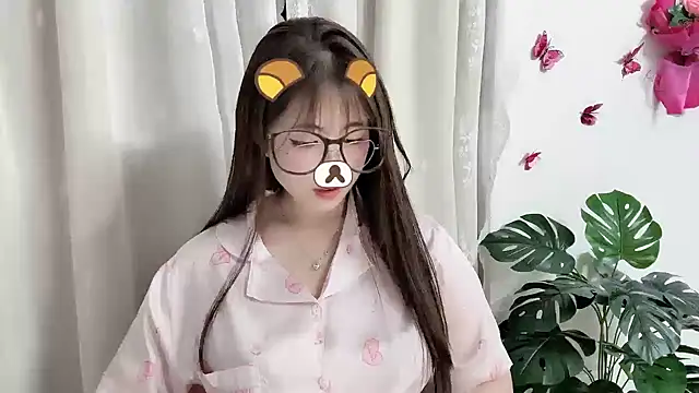 Amelia-babee Chat XXX in diretta